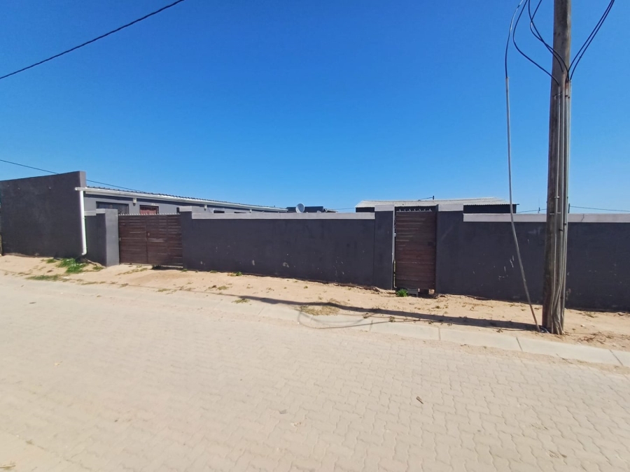 2 Bedroom Property for Sale in Govan Mbeki Eastern Cape